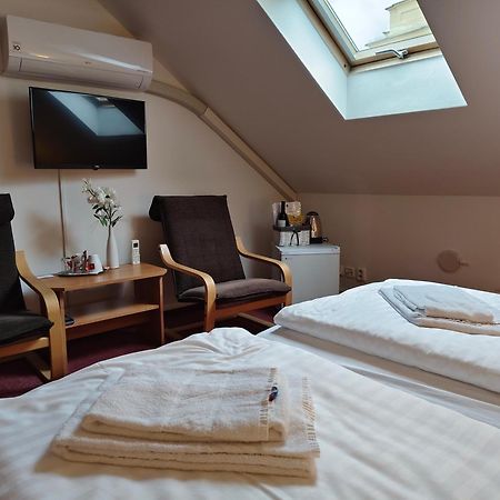 Hotel Bily Konicek Třeboň Kültér fotó