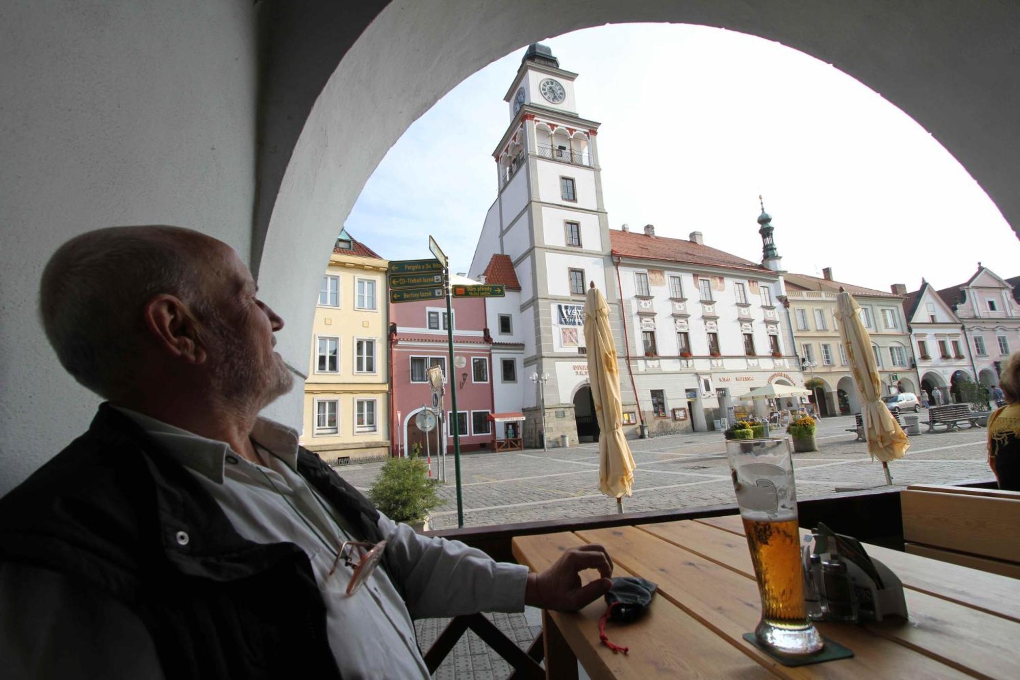Hotel Bily Konicek Třeboň Kültér fotó