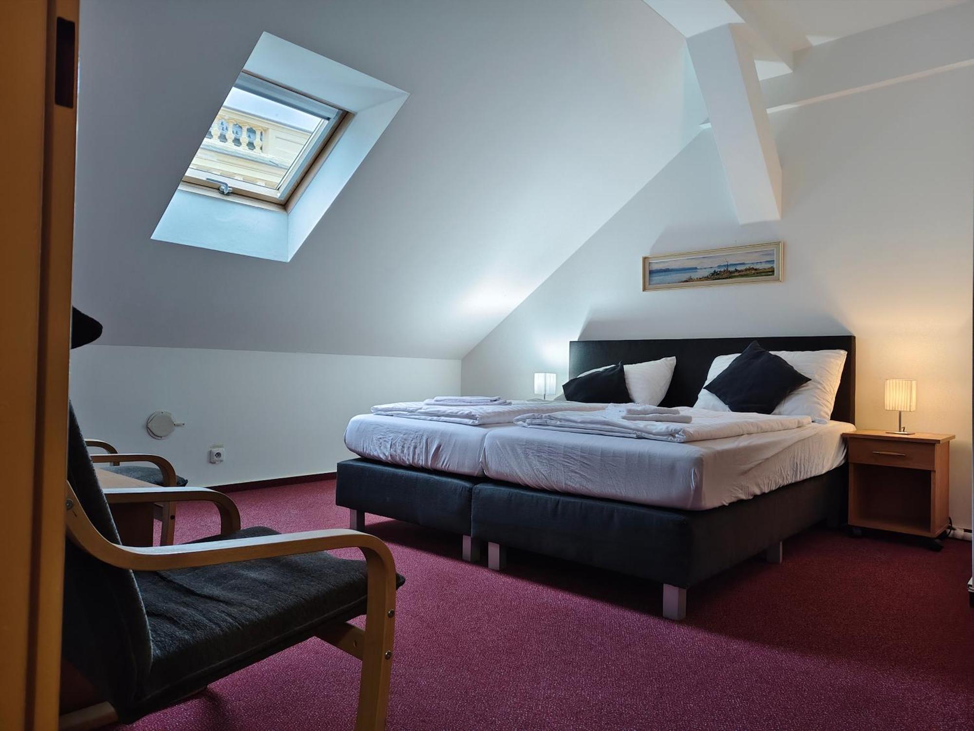 Hotel Bily Konicek Třeboň Kültér fotó