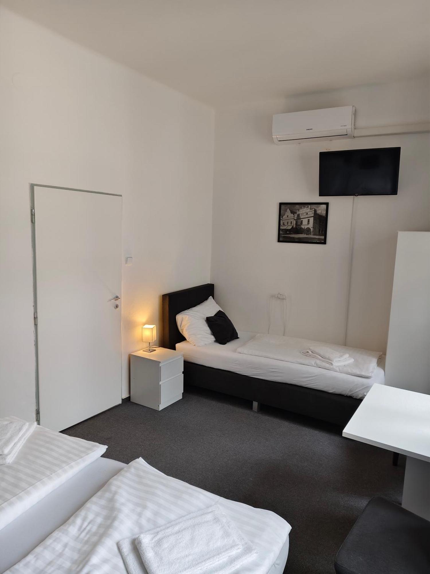 Hotel Bily Konicek Třeboň Kültér fotó
