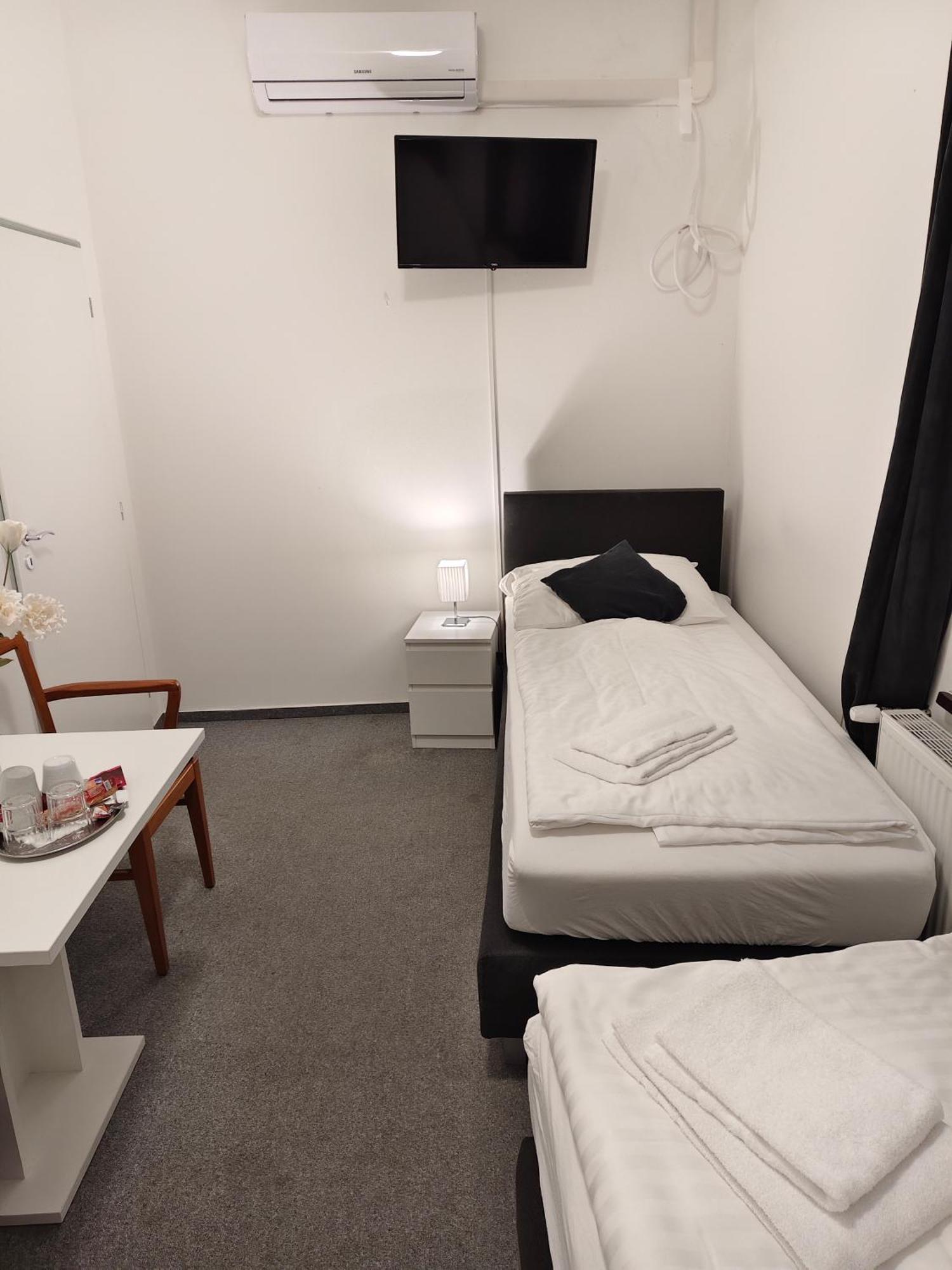 Hotel Bily Konicek Třeboň Kültér fotó