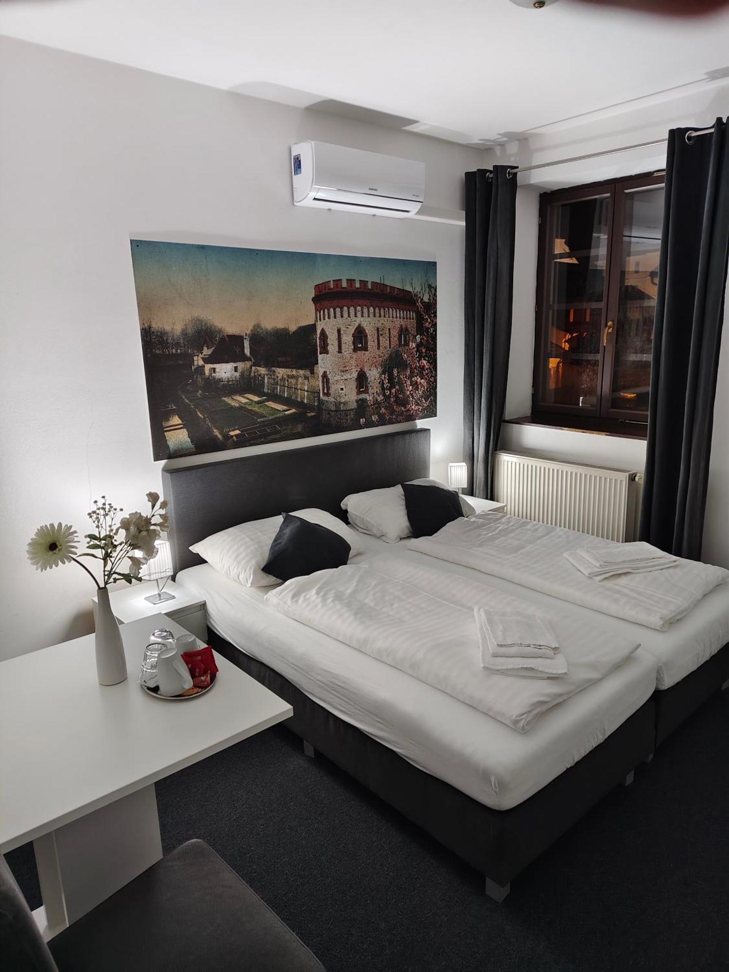 Hotel Bily Konicek Třeboň Kültér fotó