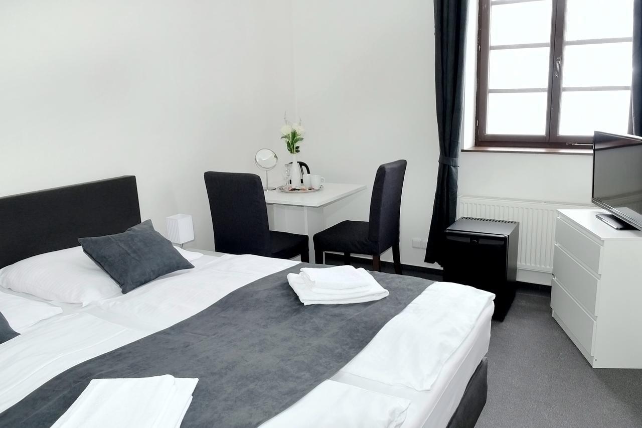 Hotel Bily Konicek Třeboň Kültér fotó