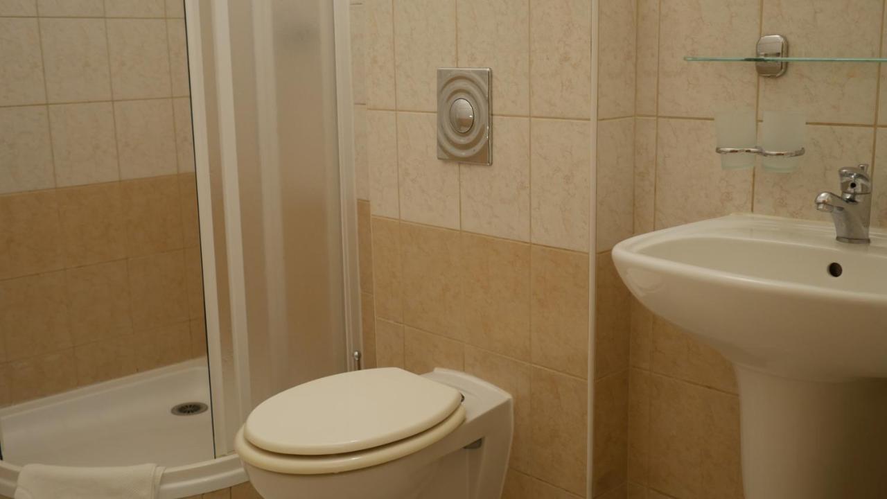 Hotel Bily Konicek Třeboň Kültér fotó