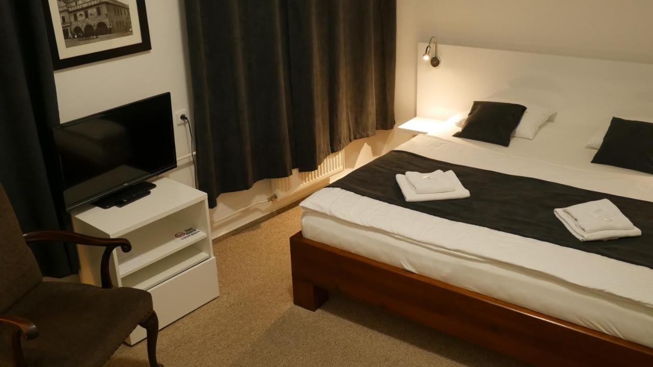 Hotel Bily Konicek Třeboň Kültér fotó