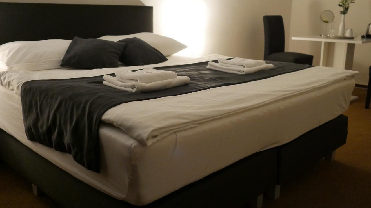 Hotel Bily Konicek Třeboň Kültér fotó