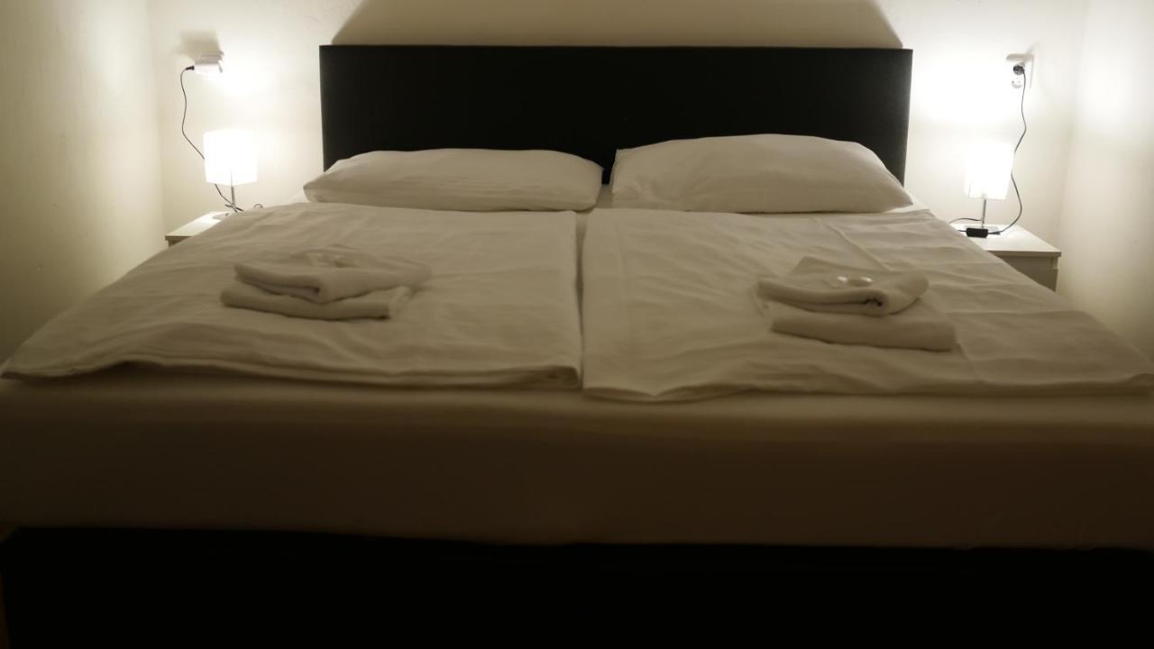 Hotel Bily Konicek Třeboň Kültér fotó